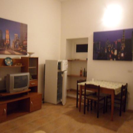 Apartament Trivanio Semplice Sassari Zewnętrze zdjęcie